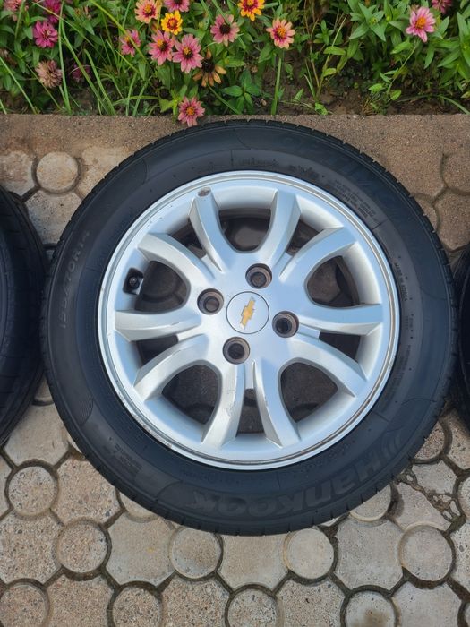 Sotiladi Spark diska balon r14