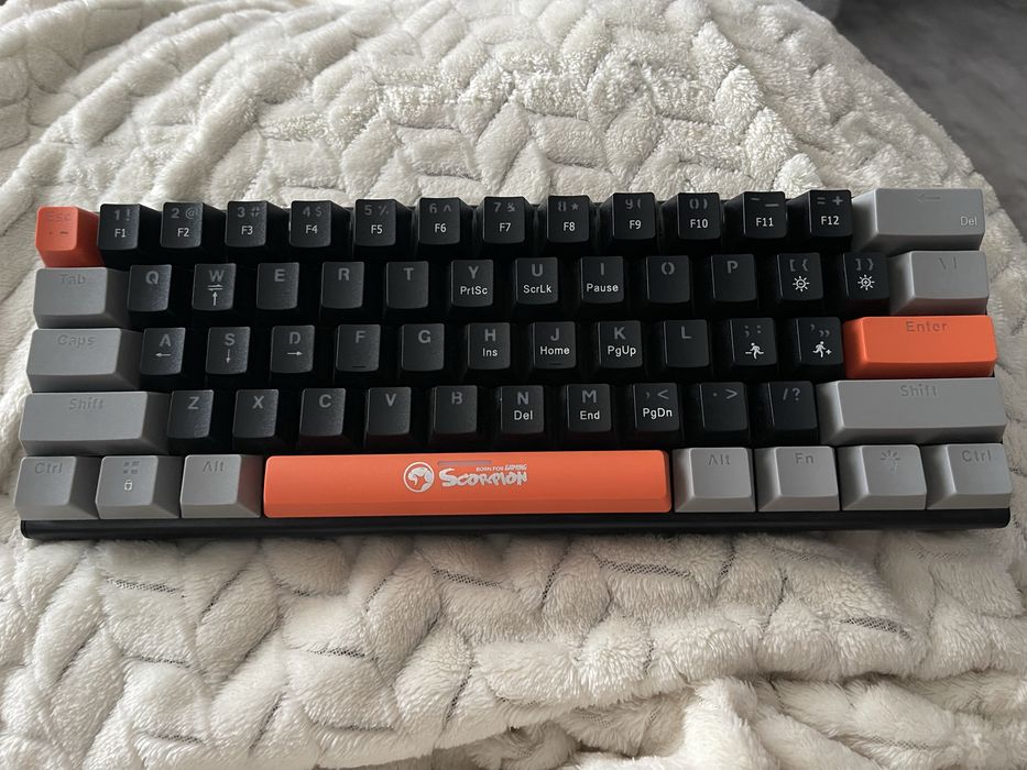 Tastatura gaming scorpion nouă