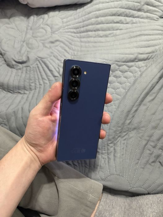 Samsung galaxy z fold 6