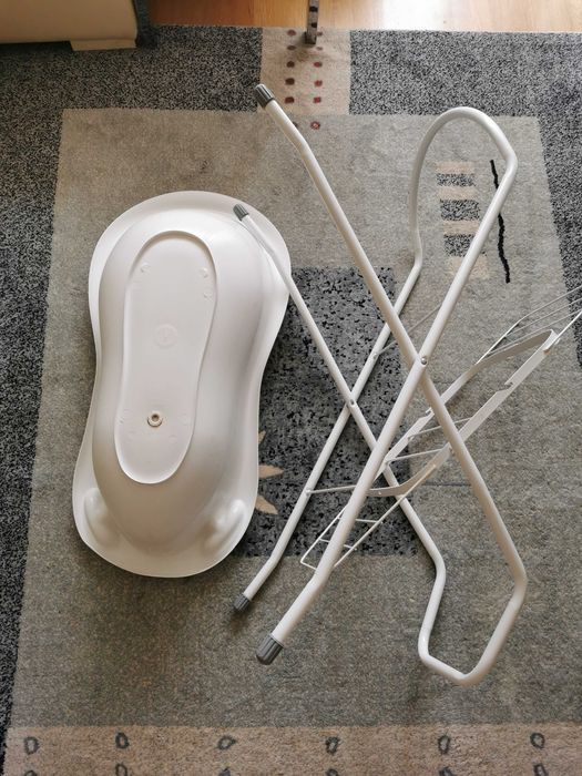 бебешка вана със стойка