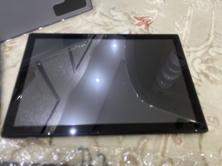 Планшет samsung tab.