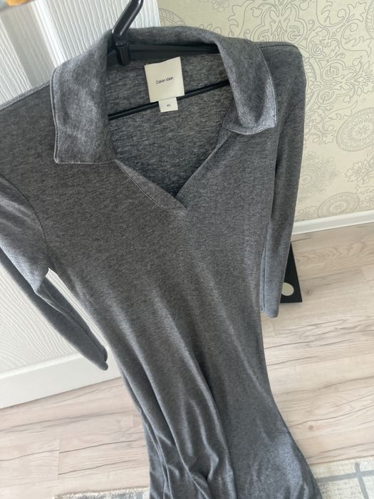 Платье Келвин Кляин  xs