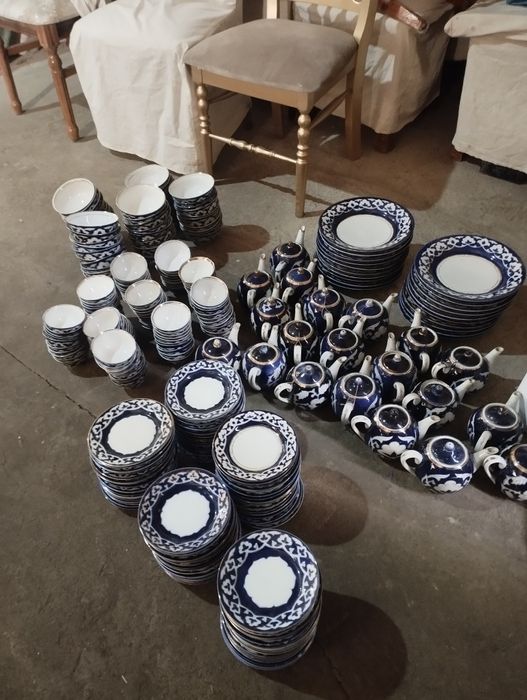 Chinni idishlar sotiladi Paxta Guli Pahtaguli idishlar