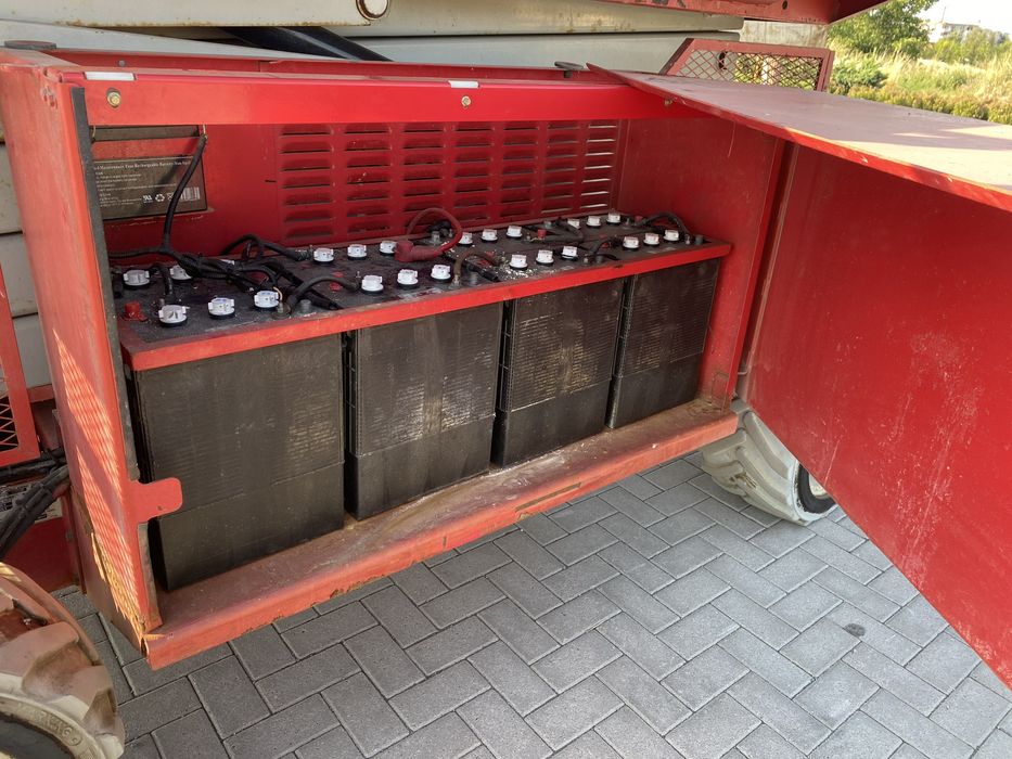 De inchiriat nacele electrica 4x4