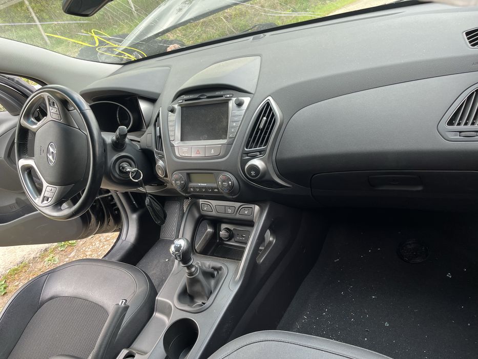 Dezmembrari piese Hyundai  IX35 1.6 benzina manual an 2015