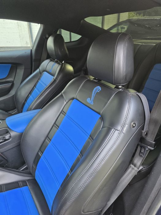 Ford Mustang coupe 2018 года