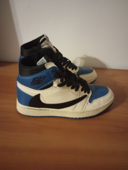 Jordan 1 Travis Scott Fragment