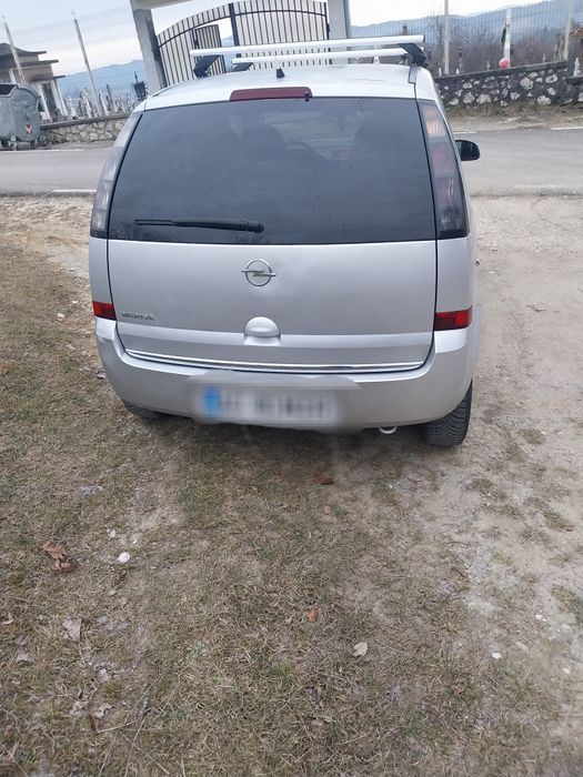 Vând Opel Meriva
