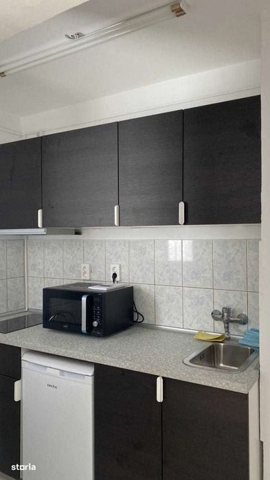 Garsoniera spatioasa de inchiriat – Str. Circumvalatiunii, Timisoara