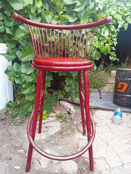 Барный стул в отличном состоянии.