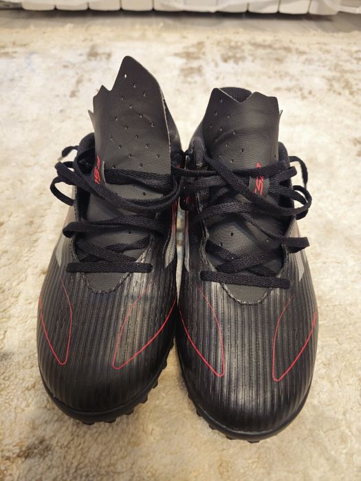 Ghete de fotbal Adidas F50 TF pt teren sintetic, marime 42 potrivit pt 41