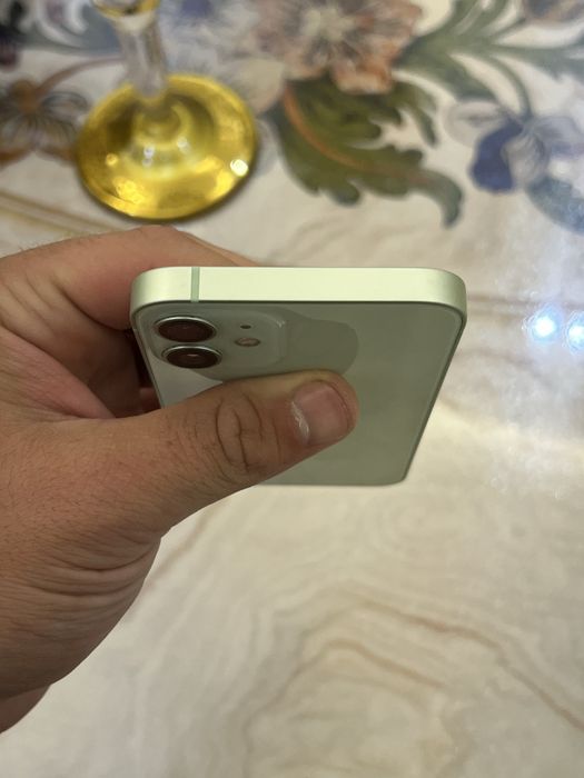 Iphone 12 mini sotiladi