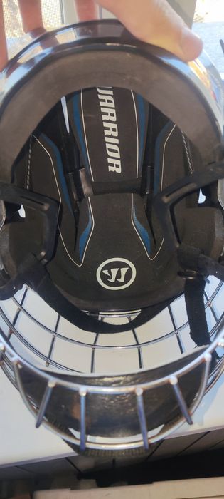 Шлем детский хокейный