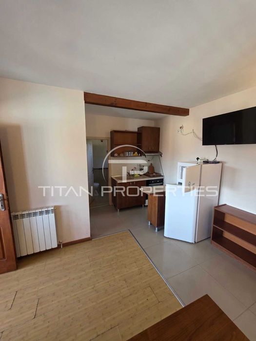 Двуетажна къща в Цигов чарк