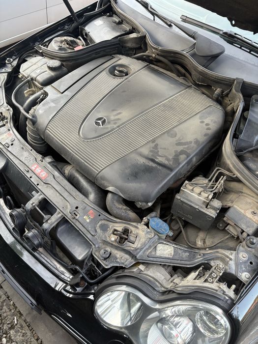 Mercedes-Benz C220 - W203
