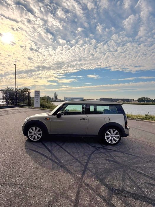 Vind MiniCooper  ClubMan fabricatie 2010