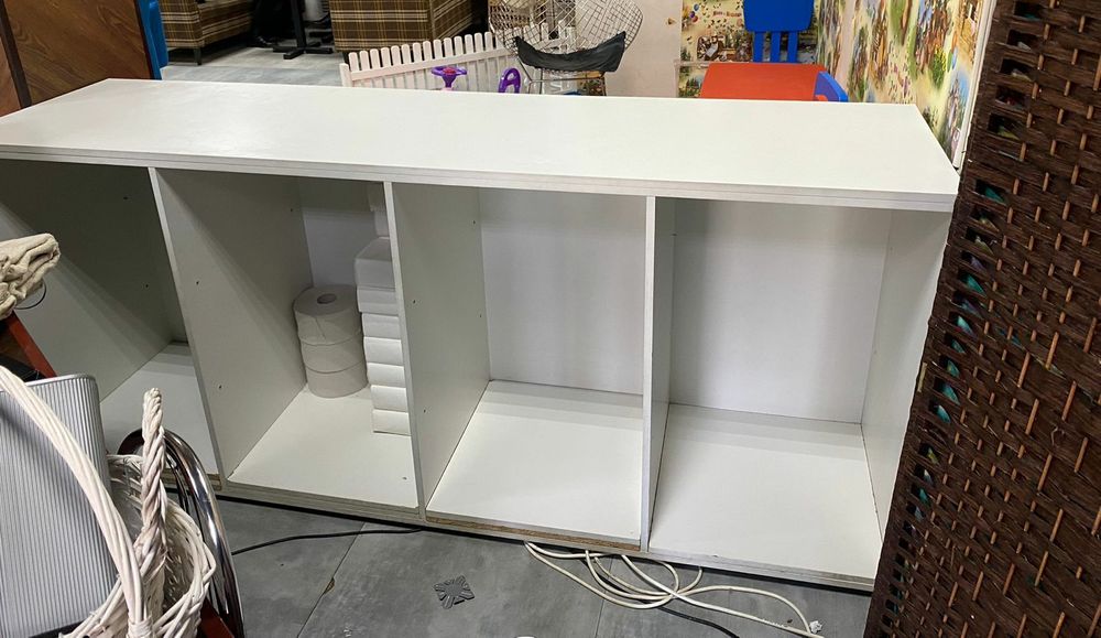 Продам  шкаф прилавок