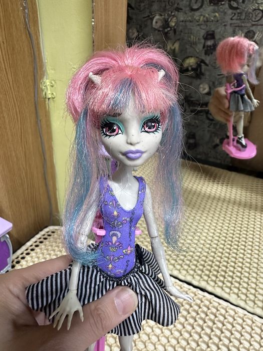 Продам куклу монстр хай!
