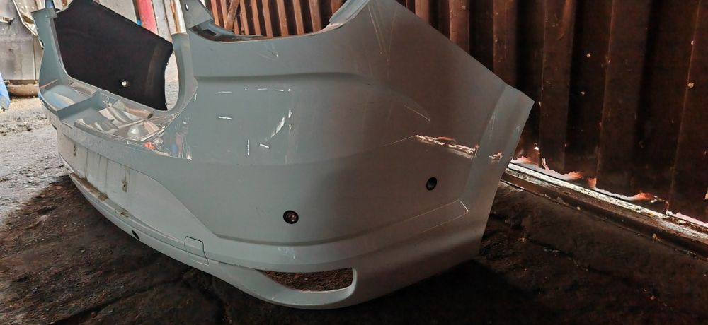 Bara spate dacia logan 3