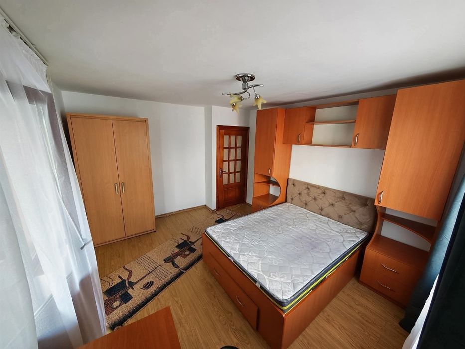 Închiriez apartament 2 camere - Tiberiu Crudu - Capăt  1 - Mobilat - AC - Loc parcare