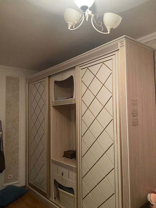 Шкаф шифонер продаю
