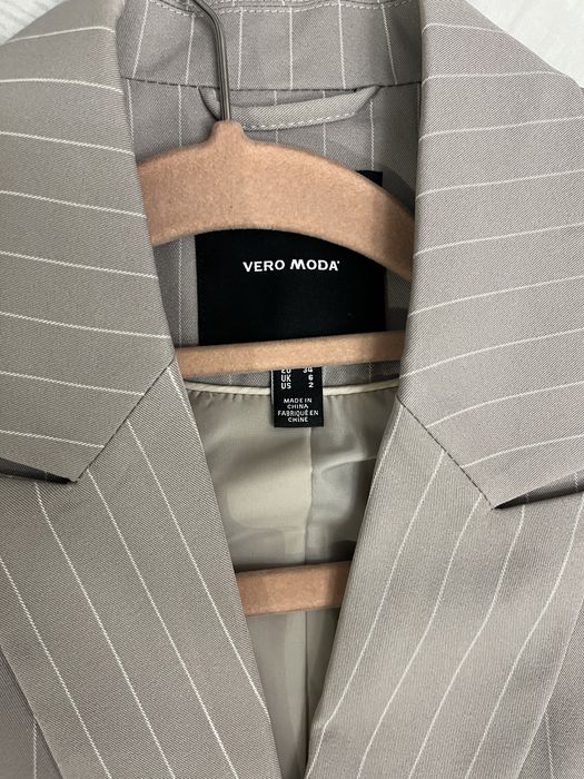 Нов костюм Vero Moda