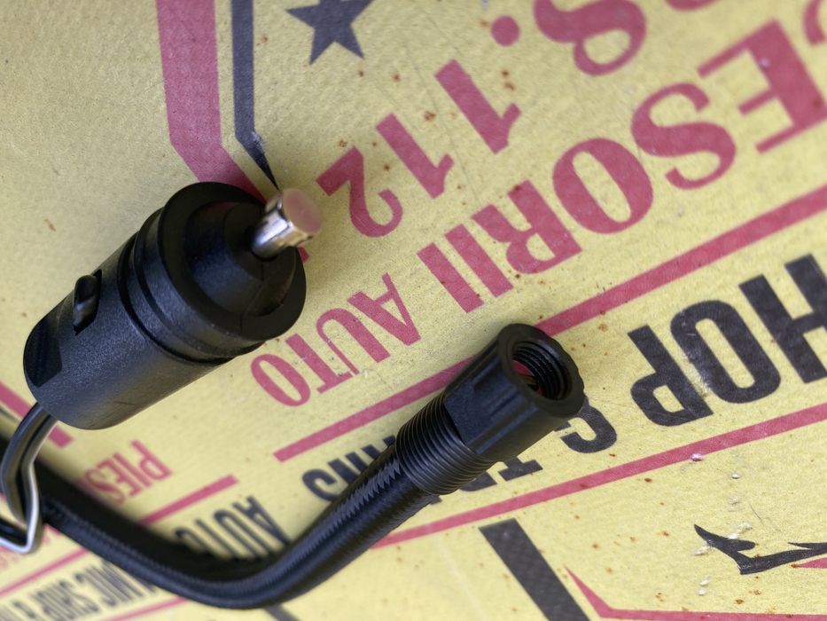 Compresor auto umflat roti original Hyundai Kia 180 W 15 A