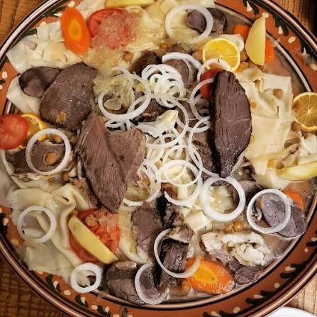 Oshpazlik xizmati 25 yillik tajribaga ega