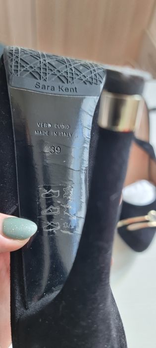 Продам туфли 39 размера