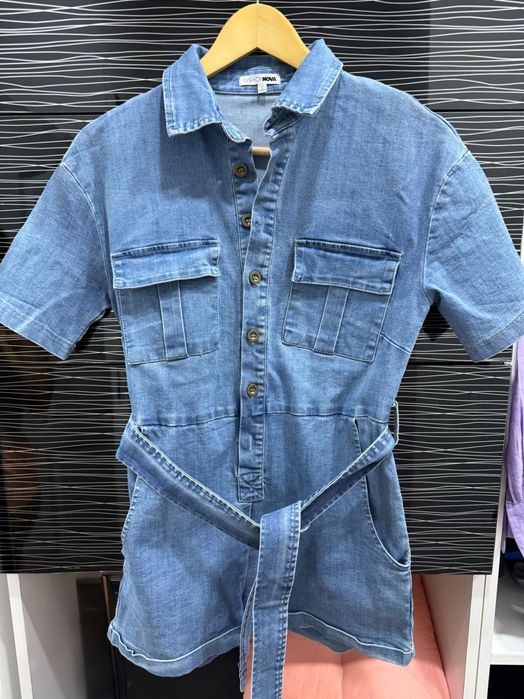 FashionNova Дамски къс гащеризон