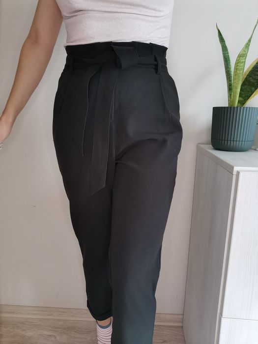 Pantaloni eleganti paperbag talie inalta negri marimea 32 XXS