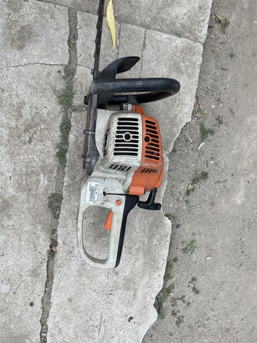 Foarfecă gard viu STIHL HS 45 u