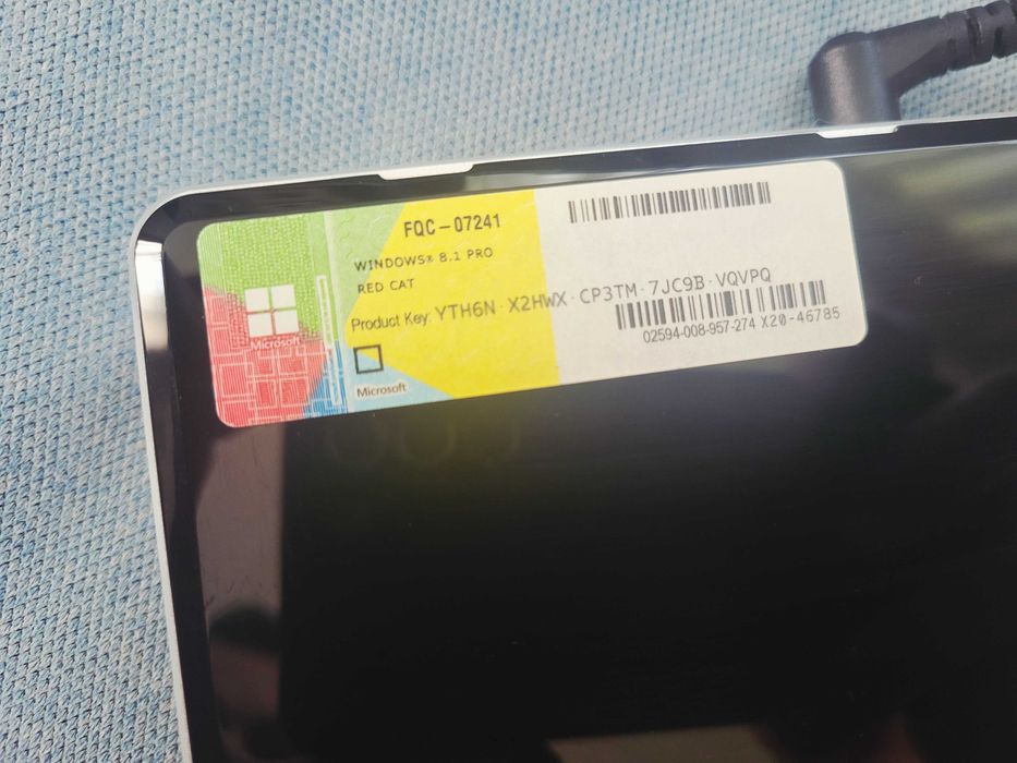 Мини компютър Intel Nuc NUC5i3RYK , wi-fi, bluetooth, 256 SSD, 8 ram, intel i3-5010U