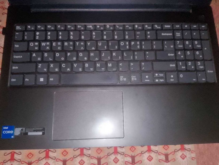 Lenovo V15 G4 IRU i5