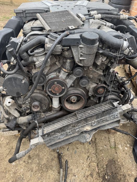 Двигател v12 за Mercedes m137