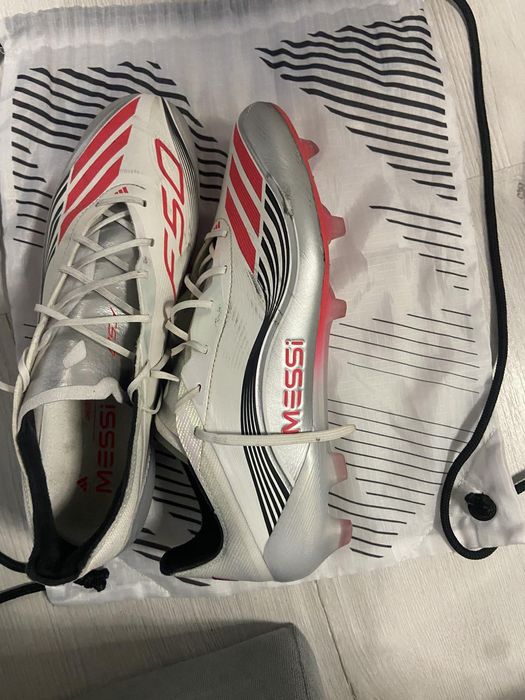 Бутонки f50 lionel Messi presting 10