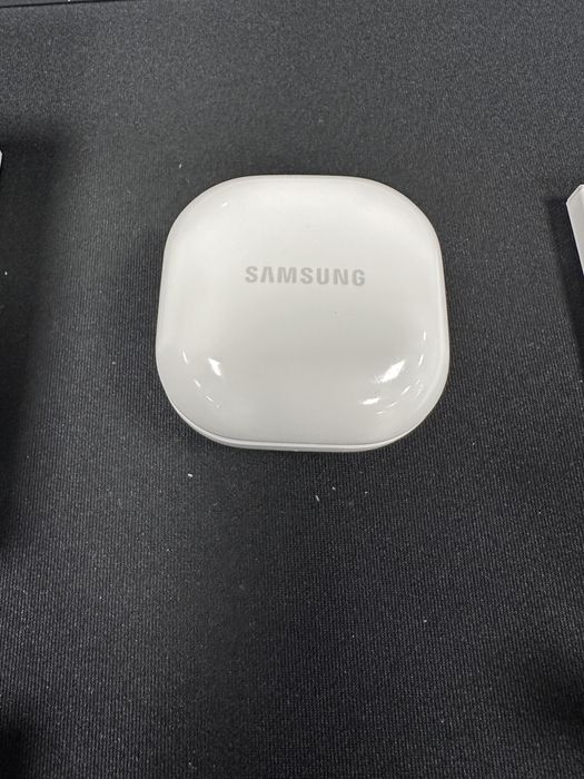 Samsung Galaxy Buds2 violet, set complet + 3 huse cadou
