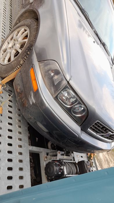 Волво S40 На части, VOLVO