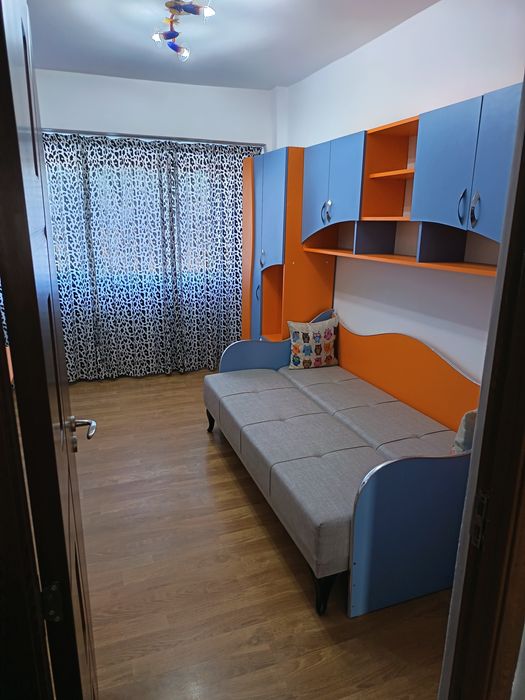 Apartment de inchiriat