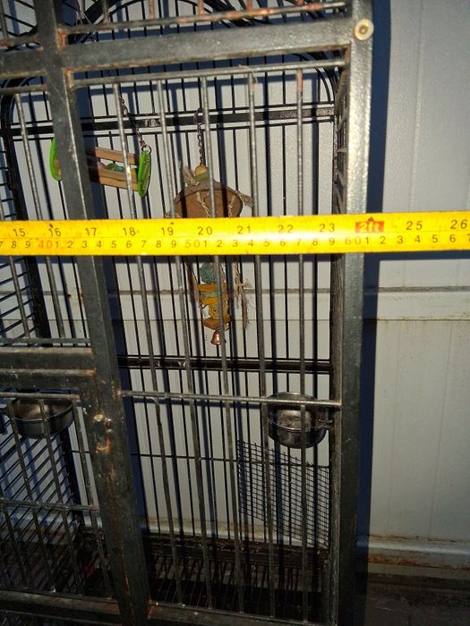 Voliera,colivie pentru pasari papagali