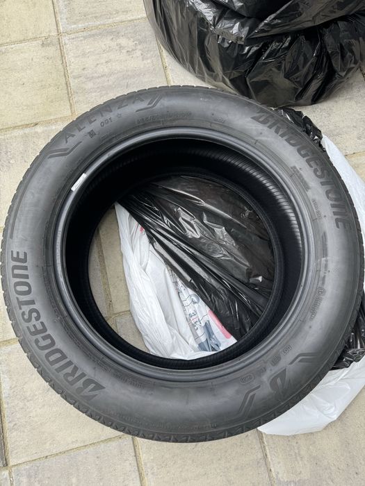 Set 4 anvelope Bridgestone Alenza 265 50 R19*