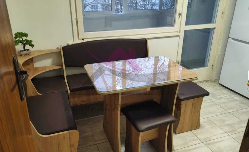 Дава се под наем Тристаен апартамент в Варна, Левски - 70 кв.м за 450 € - Снимка #1