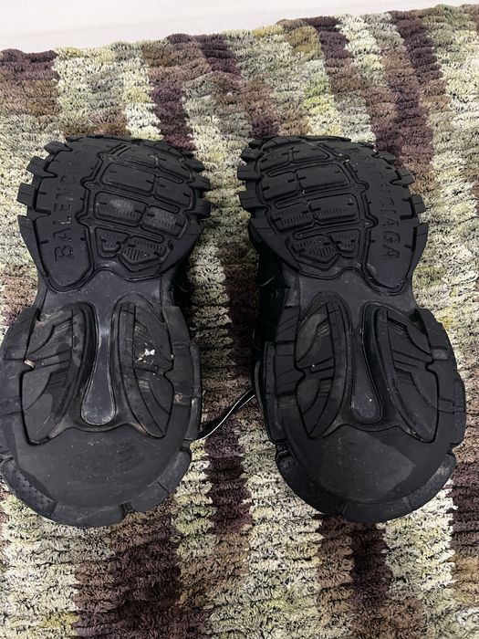 Balenciaga Track