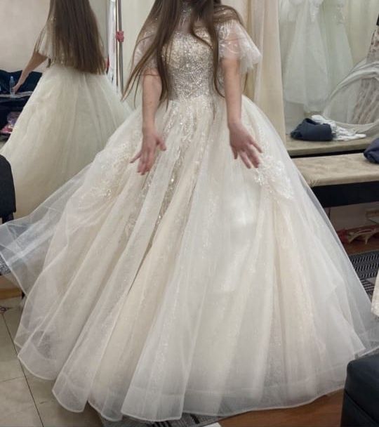 Прдам свадебное платье