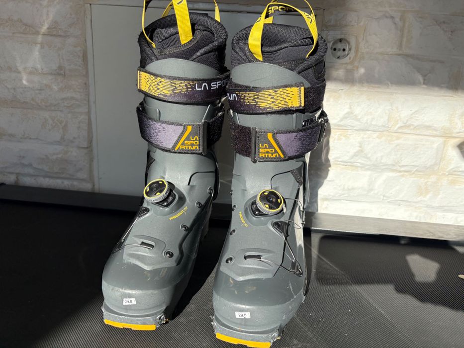 Обувки за ски туринг(2025)