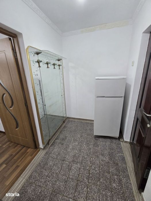 Apartament 2 camere Miron Costin