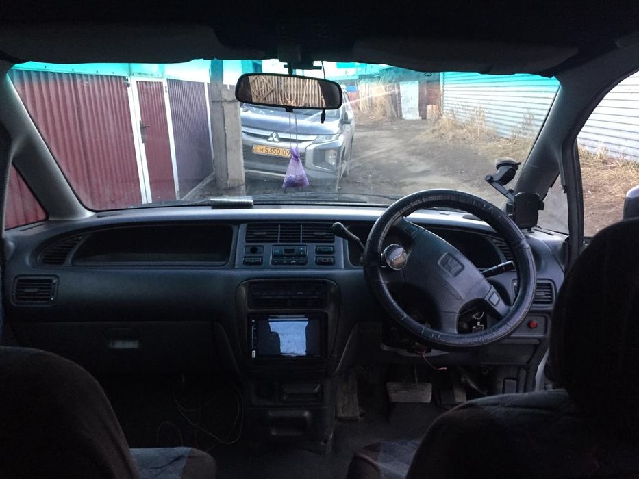 Продам хороши семейный авто