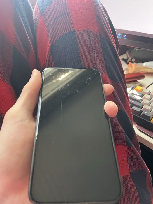 Продам iphone 11, 128gb