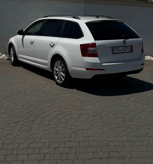 Skoda Octavia Skoda Octavia Combi 2.0 TDI DSG 150 CP – 2016 – LED, Bi-Xenon, – 216.1