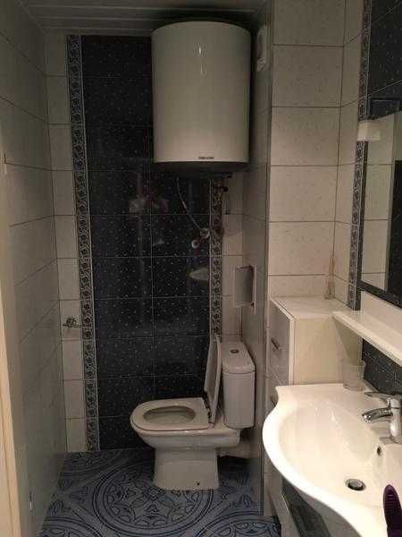 Дава се под наем Двустаен апартамент в Бургас, Център - 70 кв.м за 612 € - Снимка #6